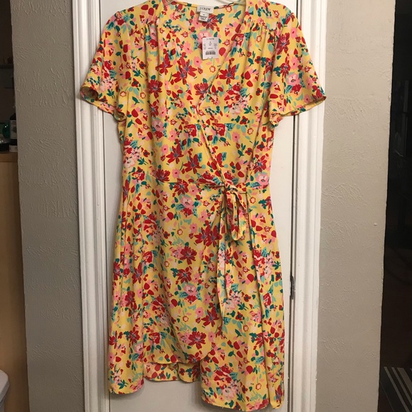 J. Crew Dresses & Skirts - J Crew Printed Wrap dress